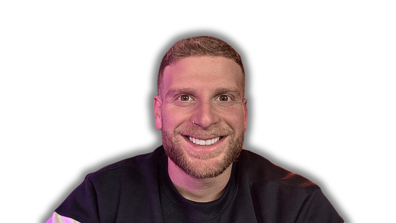 <em>Leonardo Vecchio</em> يوصي باختيار Ledger